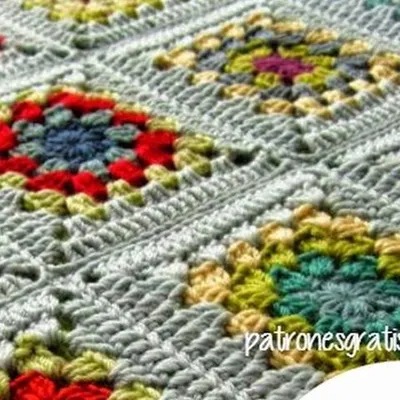 Puntos y grannys de crochet